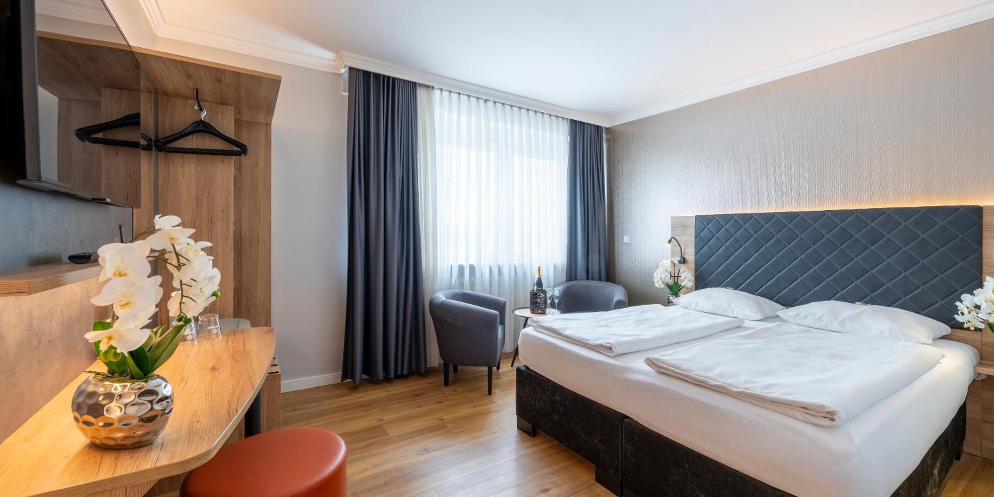 Plaza Inn Rieker Stuttgart Hauptbahnhof Eksteriør billede