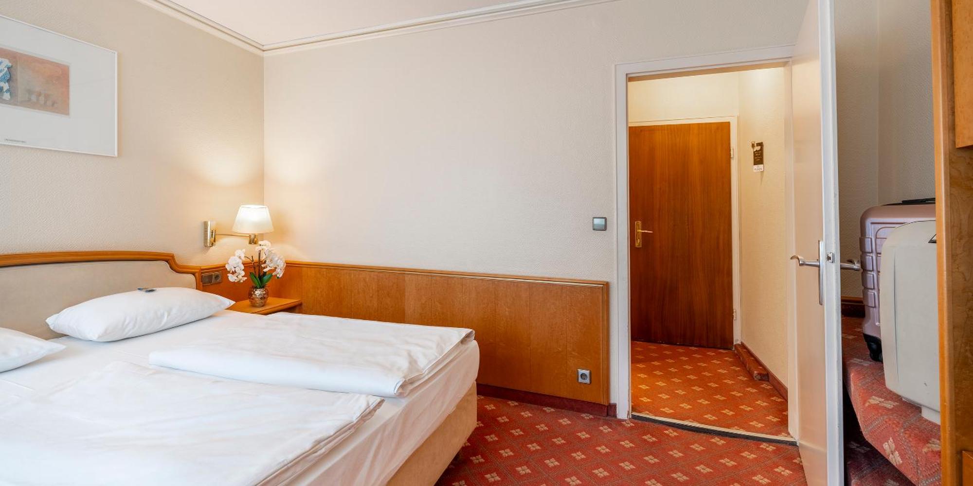 Plaza Inn Rieker Stuttgart Hauptbahnhof Eksteriør billede